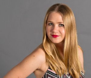 Juliane, portrait, studio