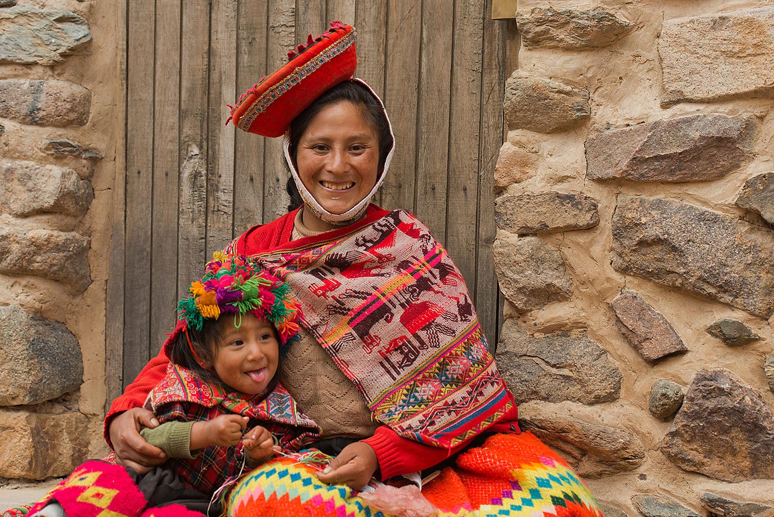 Sacred Valley, Peru, mother and child, costume